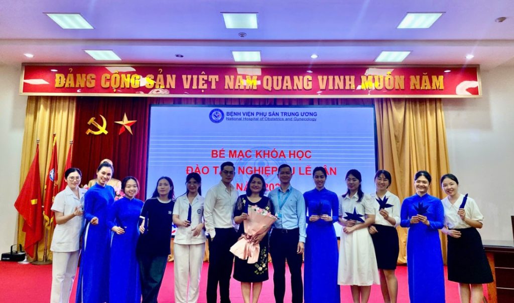 Chứng chỉ Nghiệp Vụ Lễ Tân Văn Phòng 2026